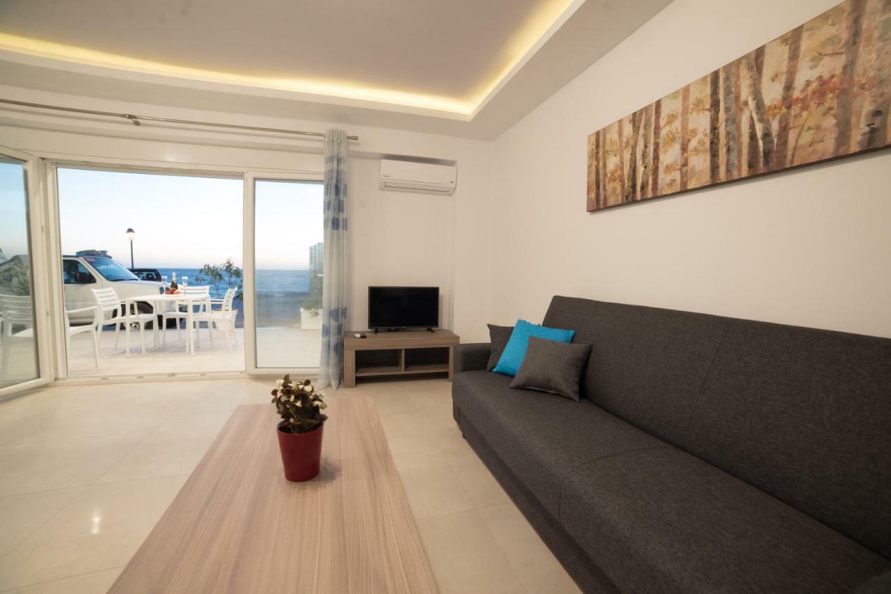 Bella Mare Luxury Apartments 卡拉马基 外观 照片